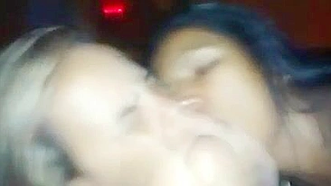 Ménage Latina com Troca de Porra e Boquete em Grupo Caseiro