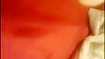 Loirinhas Universitárias de Peitos Pequenos Levam Pauzão em Trio Amador