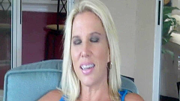 Esposa Putinha Leva Dupla Gozada na Cara em Grupo Amador