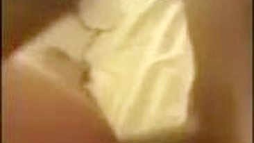 Ménage Bissexual de Universitárias - Vídeo Caseiro de Sexo em Grupo