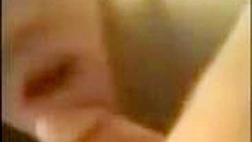 Ménage Bissexual de Universitárias - Vídeo Caseiro de Sexo em Grupo