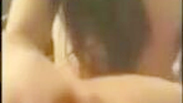 Ménage Bissexual de Universitárias - Vídeo Caseiro de Sexo em Grupo