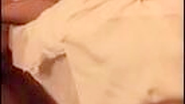 Esposa Amadora em Suruba com Marido e Amigos