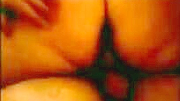 MILF Casada Arrombada em Gangbang Caseiro Amador de Swing