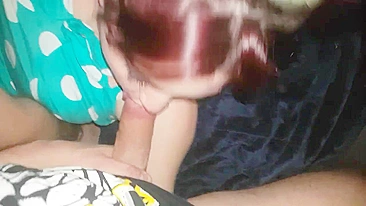 Ruiva Submissa em Suruba Bruta com Gozada na Boca