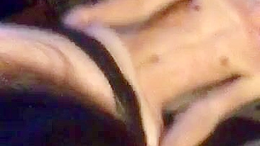 Esposa Safada e Luxuriosa Cornuda por Amigos Swingueiros de Pau Grande em Trio Caseiro