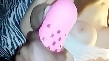 Gangbang Interracial com Gordinha Peituda Amadora e Pau Preto Enorme