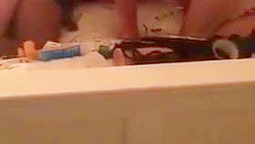 Primeira Gangbang da Esposa Amadora com Três Paus