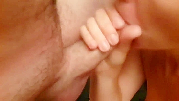 Loira Amadora em Trio com Gozadas e Faciais