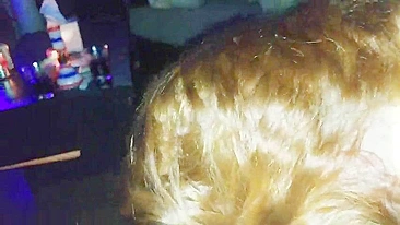 Suruba Amadora com Vanessa na Frente e Atrás - Sexo em Grupo Caseiro de Esposa