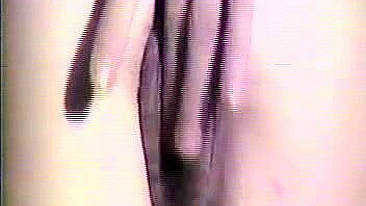 MILF Esposa em Gangbang Amador a Três Eletrizante