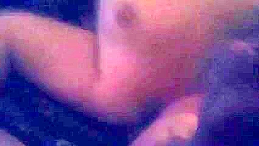 Ménage Swinger com Gordinha em Sexo em Grupo Amador Caseiro