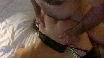 Primeiro Ménage Gangbang de Morenas Amadoras - Sexo em Grupo Caseiro Real