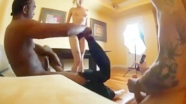 Trio Interracial Amador com Suruba e Paus Grandes