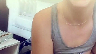 Loiras Gostosas Chupando Picas Grandes sem Parar