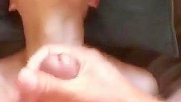 Orgasmo Mútuo de Vadias - Gozada Facial em Morena Amadora