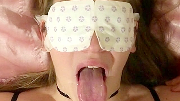 Namorada Safada com Gozada na Cara em Pornô Caseiro