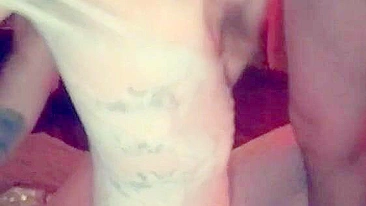 Suruba Amadora a Três - Ela Adora Levar dos Dois Lados!