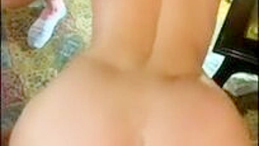 MILF Levando Pauzão em Ménage Amador com Marido e Swinger