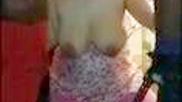 Ruiva Esposa em Boquete Interracial com Trio