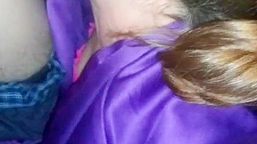 Esposa Safada em Trio Caseiro com Marido e Amigo