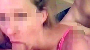 Loira Casada em Ménage Quente Caseiro com Corninho e Amigo