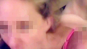 Loira Casada em Ménage Quente Caseiro com Corninho e Amigo