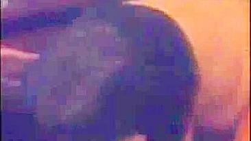 Aventura Selvagem de Esposa Swinger em Suruba com Vários Amantes