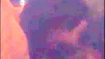 Aventura Selvagem de Esposa Swinger em Suruba com Vários Amantes