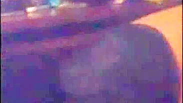 Aventura Selvagem de Esposa Swinger em Suruba com Vários Amantes