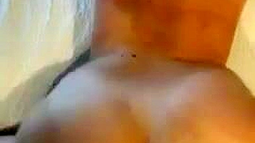 Esposa Amadora em Trio Quente com Marido e Corno