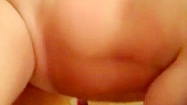 Esposa Amadora em Foda a Três Empolgante na Floresta