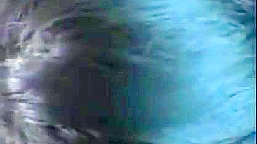 Adolescentes Asiáticas Bissexuais em Trio Quente Amador