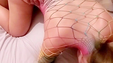 Esposa Amadora em Trio com Marido Corno e Parceiros de Swing