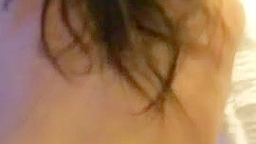 Esposa Amadora em Suruba com Marido e Amigo - Vídeo Pornô Caseiro