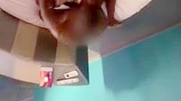 Esposa Amadora Leva Gangbang em Ménage Caseiro