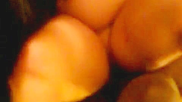 MILF Cougar em Trio Interracial com BBC e Gordinha Amadora