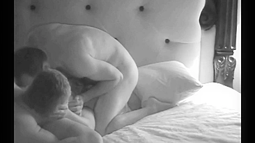 Casal Corno Amador Porno Caseiro com Esposa Gostosa e Amigo Swing