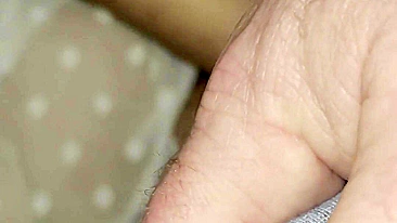 Esposa BBW Amadora em Festa Swinger a Três com Marido Corno