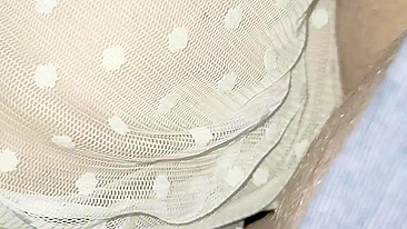 Esposa BBW Amadora em Festa Swinger a Três com Marido Corno