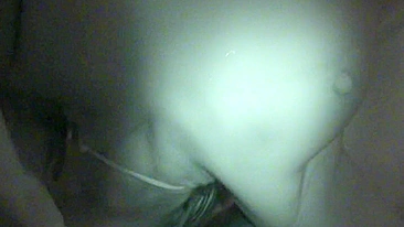 Vadia Grega Corno Irina Leva Boquete e Gozada nos Peitos com Marido e Amigo