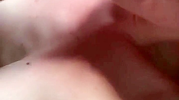 Suruba Amadora - Dedada e Boquete com Amigos