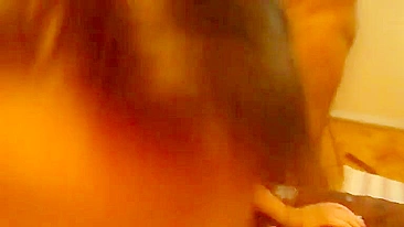 Morena Selvagem Fodendo em Festa de Swing com Gangbang