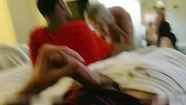 Rainha Loira do Boquete - Suruba Amadora com Chupada de Pau