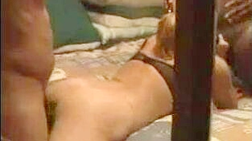 Mãe Swinger Preta Fica Grávida em Trio Caseiro com Gozada