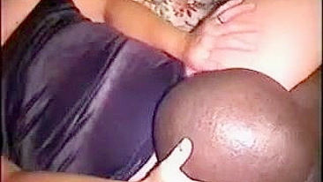 MILF Negra Swingueira em Gangbang Interracial com Suruba