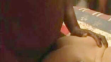Gangbang Interracial de MILF com 3 Negões e Marido Corno