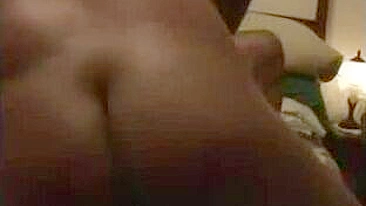 Gangbang Interracial de MILF com 3 Negões e Marido Corno