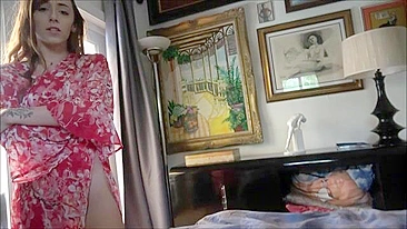 Limpeza e incesto ~ Mãe peituda seduz e fode filho quando pai tá fora