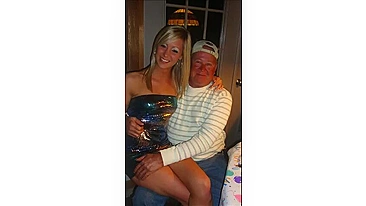 Loira Amadora Tarada em Foda Incrível ao Ar Livre nas Férias